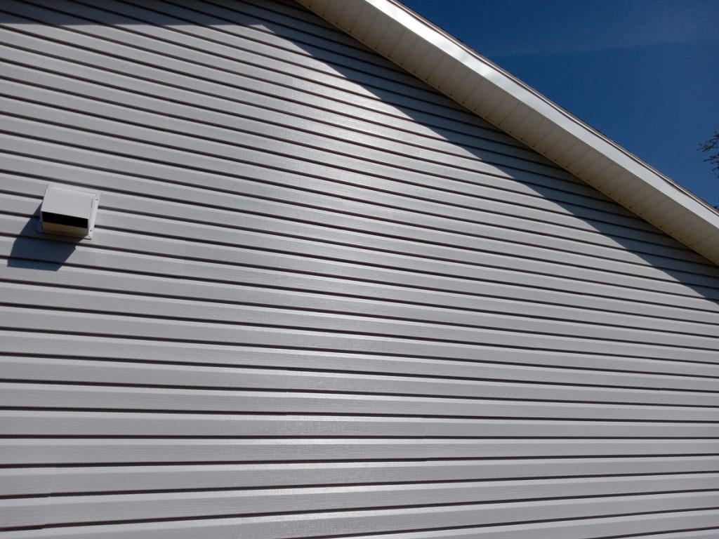Vinyl siding on a San Ramon, CA home